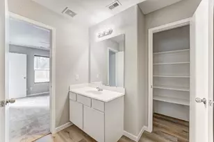 8038 Narrow Brook Way, Houston, TX 77016 - Photo 23