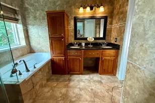 10407 Redwood Dr, Baytown, TX 77523 - Photo 17