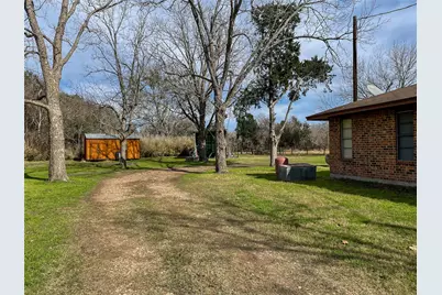 401 Anderson Road, Cuero, TX 77954 - Photo 21
