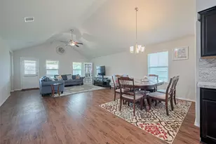 21018 Whitehaven Bluff Trail, Katy, TX 77449 - Photo 9