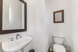 1243 W 15th 1/2 St, Houston, TX 77008 - Photo 23