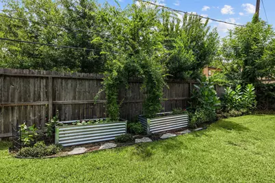 1922 Shadowdale Drive, Houston, TX 77043 - Photo 23