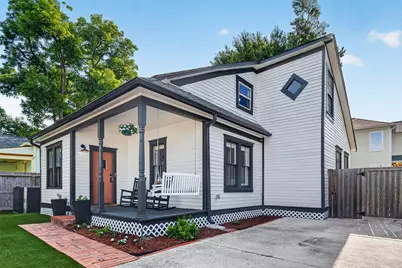 904 Arlington Street, Houston, TX 77008 - Photo 1