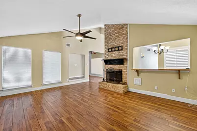 7211 Las Brisas Dr, Houston, TX 77083 - Photo 11