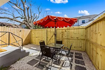 3624 Avenue S 1/2 Rear, Galveston, TX 77550 - Photo 5