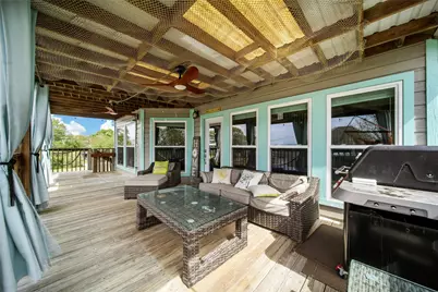 415 Narcissus Road, Clear Lake Shores, TX 77565 - Photo 7