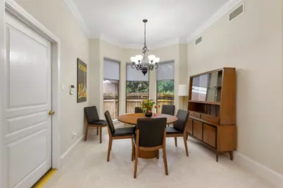 326 S Silvershire Circle, The Woodlands, TX 77381 - Photo 25