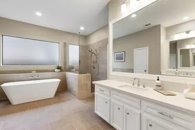 326 S Silvershire Circle, The Woodlands, TX 77381 - Photo 31