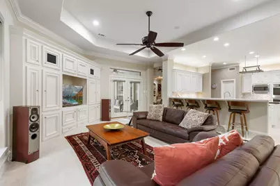 326 S Silvershire Circle, The Woodlands, TX 77381 - Photo 19
