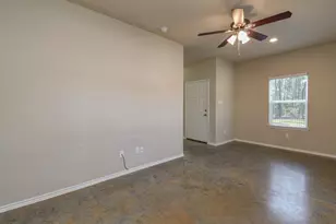 20211 Hemlock Ln, Montgomery, TX 77356 - Photo 3