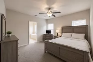 3041 Boxwood Springs Ln, Dickinson, TX 77539 - Photo 15