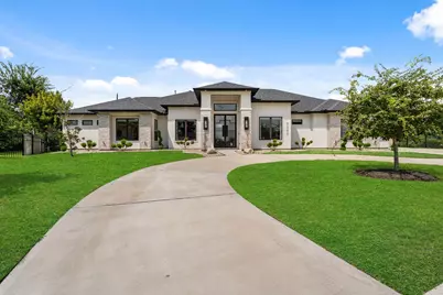 9202 Fox Bend Lane, Missouri City, TX 77459 - Photo 1