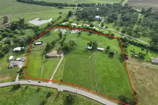 3818 County Rd 36, Angleton, TX 77515 - Photo 1