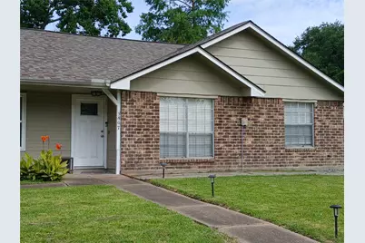 3807 Quiet Place Drive, Houston, TX 77082 - Photo 3