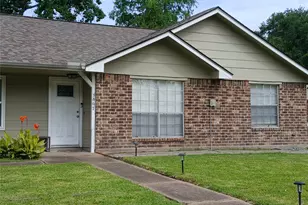 3807 Quiet Pl Dr, Houston, TX 77082 - Photo 3