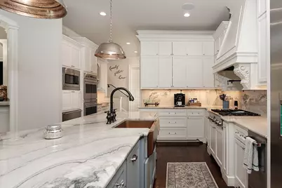 71 N Lamerie Way, The Woodlands, TX 77382 - Photo 11