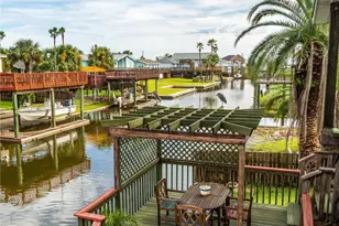 16530 Bermuda Way, Jamaica Beach, TX 77554 - Photo 17