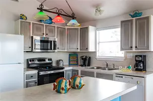 16530 Bermuda Way, Jamaica Beach, TX 77554 - Photo 7