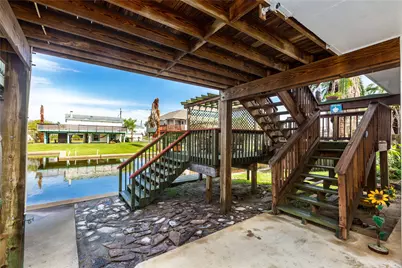 16530 Bermuda Way, Jamaica Beach, TX 77554 - Photo 19