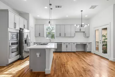 5209 Schuler Street #D, Houston, TX 77007 - Photo 13