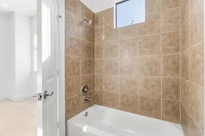 5209 Schuler Street #D, Houston, TX 77007 - Photo 33