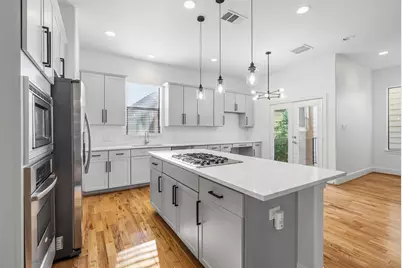 5209 Schuler Street #D, Houston, TX 77007 - Photo 17