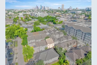 5209 Schuler Street #D, Houston, TX 77007 - Photo 45