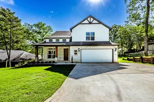 1316 River Oaks Dr, Huntsville, TX 77340 - Photo 3