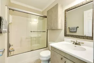 23008 Verano Dr, Galveston, TX 77554 - Photo 9