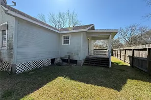 742 27th St, San Leon, TX 77539 - Photo 23
