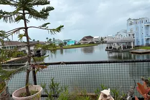 1435 Tiki Dr, Tiki Island, TX 77554 - Photo 23