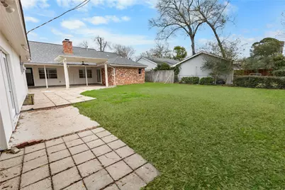 302 Shadow Creek Drive, El Lago, TX 77586 - Photo 19