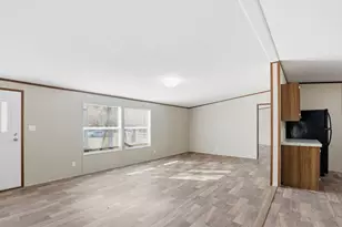 101 Oakdale Dr, Huntsville, TX 77320 - Photo 5