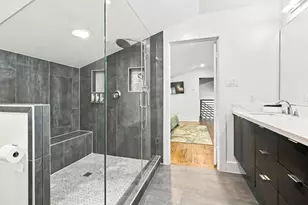 109 Bryan St, Houston, TX 77011 - Photo 27