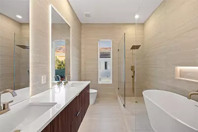 2021 Wilburforce Street W, Houston, TX 77091 - Photo 19