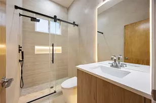2021 Wilburforce Street W, Houston, TX 77091 - Photo 25