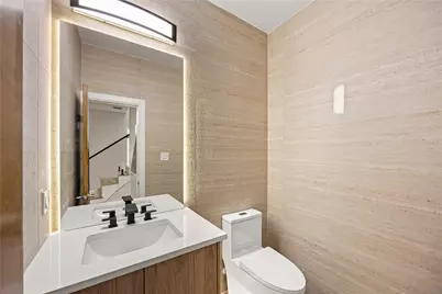 2021 Wilburforce Street W, Houston, TX 77091 - Photo 11