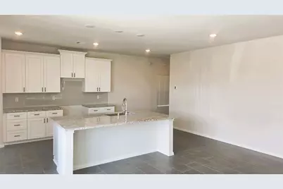 14954 Eagle Feather Drive, Houston, TX 77090 - Photo 5