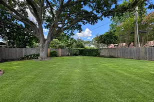 5902 Arboles Dr, Houston, TX 77035 - Photo 21