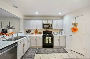 826 Grand Plains Dr, Houston, TX 77090 - Photo 11