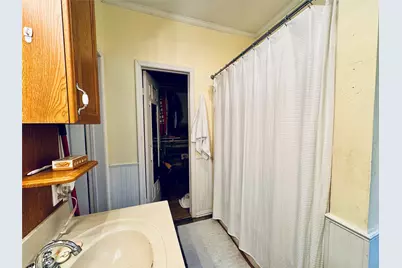 2614 Beauchamp Street, Houston, TX 77009 - Photo 11