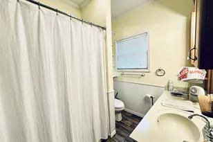 2614 Beauchamp St, Houston, TX 77009 - Photo 9