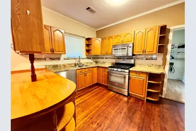 2614 Beauchamp Street, Houston, TX 77009 - Photo 5