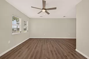 5140 Polk St, Houston, TX 77023 - Photo 11