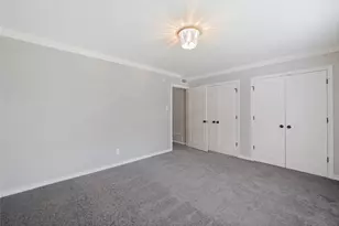 9015 Gaylord Dr, Houston, TX 77024 - Photo 9