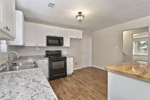 23419 Willowick St, New Caney, TX 77357 - Photo 9