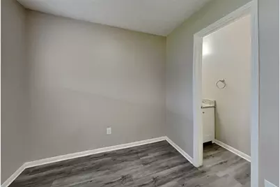 21884 Whispering Forest Drive, Kingwood, TX 77339 - Photo 5