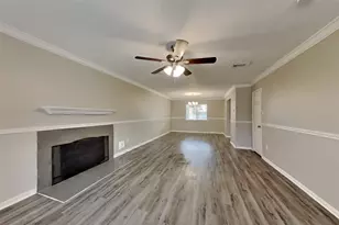 21884 Whispering Forest Dr, Kingwood, TX 77339 - Photo 3