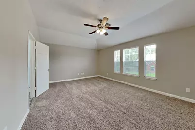 21884 Whispering Forest Drive, Kingwood, TX 77339 - Photo 7