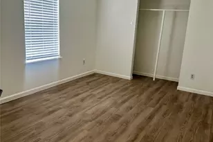 6206 Iron Rock St, Houston, TX 77087 - Photo 7